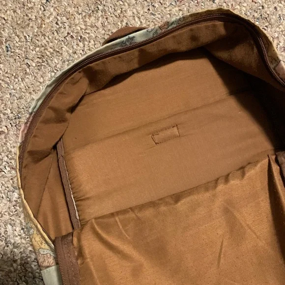 World Map Backpack 🌎 - Picture 6 of 7